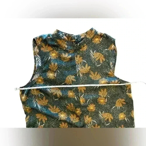 Knot Sisters Green Floral Jumpsuit - Picture 9 of 12